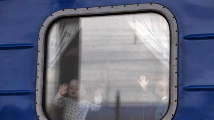 Rusia e acuzata ca a rapit 2.000 de copii din Ucraina in ultima luna. Adolescentii ucraineni din teritoriile ocupate, inrolati cu forta Rusia e acuzata ca a rapit 2.000 de copii din Ucraina in ultima luna. Adolescentii ucraineni din teritoriile ocupate, inrolati cu forta