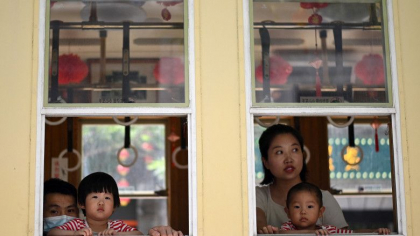 China se apropie de un nou dezastru demografic, accelerat de traumele Covid: „Tara va imbatrani inainte sa se imbogateasca”