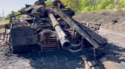 Gluma facuta de armata ucraineana dupa ce a distrus inca un T-90M, cel mai modern tanc al rusilor: „Poate ca ar trebui sa ii schimbe numele” - VIDEO Gluma facuta de armata ucraineana dupa ce a distrus inca un T-90M, cel mai modern tanc al rusilor: „Poate ca ar trebui sa ii schimbe numele” - VIDEO