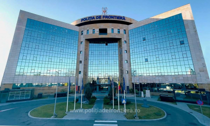 Precizarile Politiei de Frontiera romana, in timpul perchezitiilor: „Toate punctele de trecere functioneaza in conditii normale, fara a fi inregistrate intreruperi sau blocaje” Precizarile Politiei de Frontiera romana, in timpul perchezitiilor: „Toate punctele de trecere functioneaza in conditii normale, fara a fi inregistrate intreruperi sau blocaje”