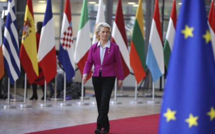 CNN: Aliatii occidentali trebuie sa „intensifice” sprijinul militar acordat Ucrainei, afirma Ursula von der Leyen. Presedinta Comisiei Europene confirma ca va exista o a zecea runda de sanctiuni impotriva Rusiei
CNN: Aliatii occidentali trebuie sa „intensifice” sprijinul militar acordat Ucrainei, afirma Ursula von der Leyen. Presedinta Comisiei Europene confirma ca va exista o a zecea runda de sanctiuni impotriva Rusiei