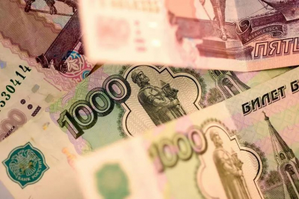 Rusia a incheiat anul trecut cu un excedent de cont curent record
Rusia a incheiat anul trecut cu un excedent de cont curent record