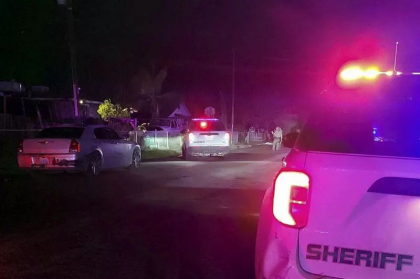 Atac armat in paradisul traficantilor de droguri din California. Un bebelus si o adolescenta, printre victime
Atac armat in paradisul traficantilor de droguri din California. Un bebelus si o adolescenta, printre victime