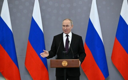 Vladimir Putin ameninta ca Rusia ar putea „restrictiona unele exporturi”, pentru a mentine rezervele de alimente stabile
Vladimir Putin ameninta ca Rusia ar putea „restrictiona unele exporturi”, pentru a mentine rezervele de alimente stabile
