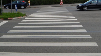 Un nou accident cu implicarea unui pieton, in capitala. Un adolescent a ajuns la spital, dupa ce a fost lovit de o masina in timp ce traversa strada regulamentar Un nou accident cu implicarea unui pieton, in capitala. Un adolescent a ajuns la spital, dupa ce a fost lovit de o masina in timp ce traversa strada regulamentar
