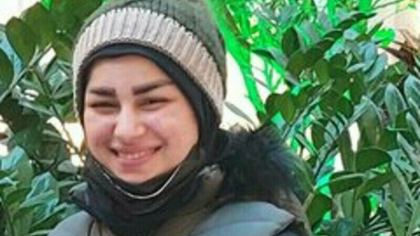 Pedeapsa primita de iranianul care si-a decapitat sotia si apoi s-a plimbat cu capul ei in maini - FOTO
Pedeapsa primita de iranianul care si-a decapitat sotia si apoi s-a plimbat cu capul ei in maini - FOTO
