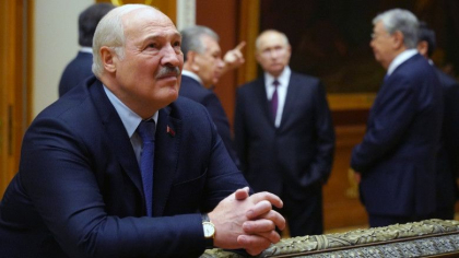 Alexander Lukasenko sustine ca Ucraina i-a propus un pact de neagresiune. Despre Polonia si Lituania spune ca „sunt in general nebuni”