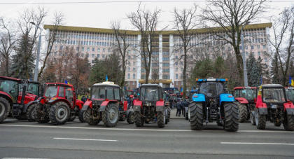 Fermierii ameninta cu proteste masive: „Situatia in sectorul agrar devine tot mai dezastruoasa” Fermierii ameninta cu proteste masive: „Situatia in sectorul agrar devine tot mai dezastruoasa”