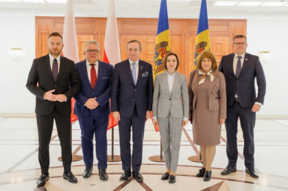 Presedintele tarii s-a intalnit cu Maresalul Senatului Republicii Polone si cu un grup de deputati polonezi, la Chisinau. Despre ce au discutat oficialii - FOTO