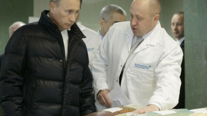 Kremlinul recunoaste ca seful gruparii Wagner risca sa fie asasinat. I-a umilit pe generalii lui Putin: „o gramada de clovni” Kremlinul recunoaste ca seful gruparii Wagner risca sa fie asasinat. I-a umilit pe generalii lui Putin: „o gramada de clovni”