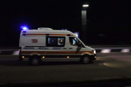 O femeie si copilul sau de doar patru ani au ajuns la spital, in urma unui grav accident, la Tohatin. Precizarile politiei O femeie si copilul sau de doar patru ani au ajuns la spital, in urma unui grav accident, la Tohatin. Precizarile politiei