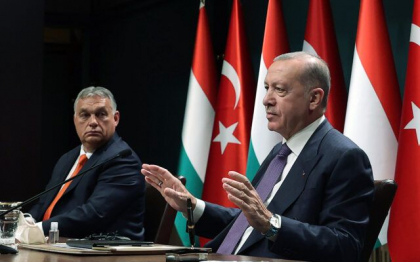 Ungaria il propune pe Erdogan la Premiul Nobel pentru Pace, pentru medierea in cazul razboiului din Ucraina. Zelenski si Stoltenberg, alte propuneri pentru nominalizare in 2023
Ungaria il propune pe Erdogan la Premiul Nobel pentru Pace, pentru medierea in cazul razboiului din Ucraina. Zelenski si Stoltenberg, alte propuneri pentru nominalizare in 2023