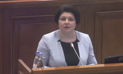 Guvernul cere Parlamentului prelungirea starii de urgenta in tara noastra cu inca 60 de zile. Prim-ministru - prezenta la sedinta 