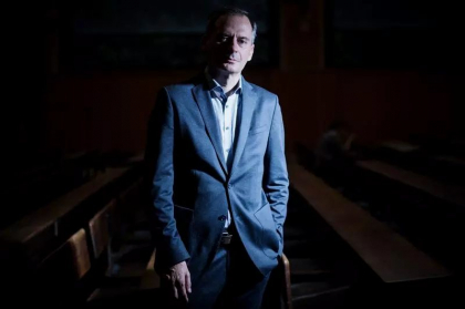 Omul care ii vaneaza pe asasinii lui Putin se teme sa se intoarca in Austria: „Sunt mai multi agenti rusi decat politisti”
Omul care ii vaneaza pe asasinii lui Putin se teme sa se intoarca in Austria: „Sunt mai multi agenti rusi decat politisti”