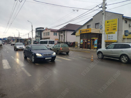 Accident la Tiraspol. Un barbat - transportat la spital, dupa ce a fost lovit de o masina