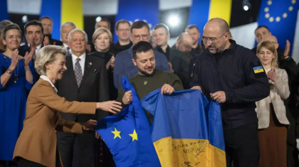 Intalnire istorica la Kiev. Ursula von der Leyen, Charles Michel si 15 comisari participa la un summit UE - Ucraina - VIDEO