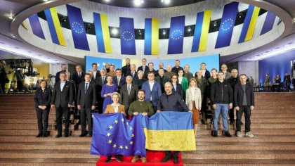 Alerta de raid aerian in Kiev, inaintea summitului UE-Ucraina. Doua avioane rusesti care pot duce rachete Kinjal au decolat din Belarus - FOTO