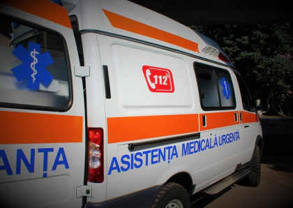 La un pas de tragedie. O femei a ajuns la spital, dupa ce s-a intoxicat cu monoxid de carbon emanat de la soba, la Rezina