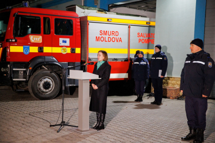 Moldova trimite ajutoare in Turcia. 55 de salvatori moldoveni, petrecuti de presedintele tarii, Maia Sandu - FOTO