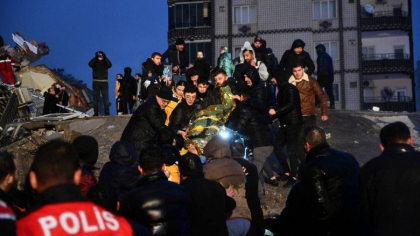 „Mi-am strigat familia, macar sa murim impreuna in acelasi loc". Marturii din Turcia dupa cutremurul care „parea ca nu se mai termina”