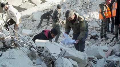 Imagini cu impact emotional. Bebelus nascut sub daramaturi, in Siria, dupa cutremur: „Mama l-a protejat cu propriul trup, pana in ultima clipa” - VIDEO 