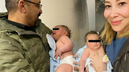 Doi bebelusi si mama acestora au fost scosi de sub daramaturi dupa 30 de ore de la cutremurele care au devastat Turcia