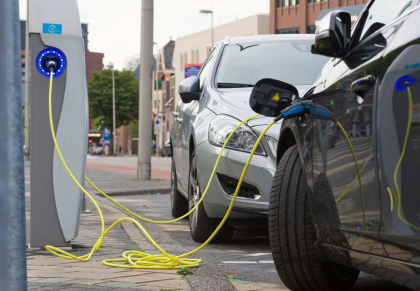 Masinile electrica din tara noastra ar putea avea placi de inmatriculare speciale. Cum vor arata