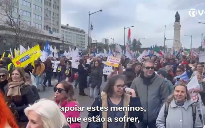 Manifestatie de amploare a profesorilor in Portugalia, care cer imbunatatirea conditiilor de munca si cresteri salariale
