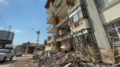 Turcia nu a invatat lectia cutremurului din 1999. Peste 75.000 de cladiri din zonele afectate aveau „amnistie de constructie”