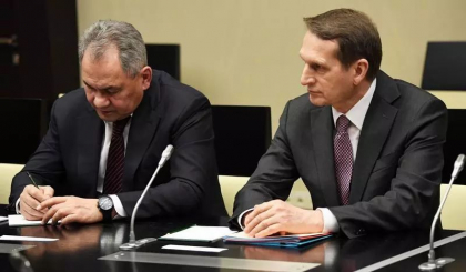 Rusia acuza armata americana ca recruteaza jihadisti din Al-Qaeda si ISIS ca sa o atace

