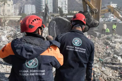 Un nou miracol in Turcia: O femeie a fost salvata de sub daramaturi la 170 de ore de la producerea cutremurului devastator - VIDEO Un nou miracol in Turcia: O femeie a fost salvata de sub daramaturi la 170 de ore de la producerea cutremurului devastator - VIDEO