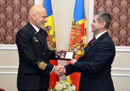 Inalti oficiali britanici si italieni din domeniul Apararii - in vizita la Chisinau. Nosatii: „I-am informat despre prioritatile institutiei, inclusiv modernizarea capacitatii de aparare a Armatei Nationale” - FOTO/VIDEO Inalti oficiali britanici si italieni din domeniul Apararii - in vizita la Chisinau. Nosatii: „I-am informat despre prioritatile institutiei, inclusiv modernizarea capacitatii de aparare a Armatei Nationale” - FOTO/VIDEO
