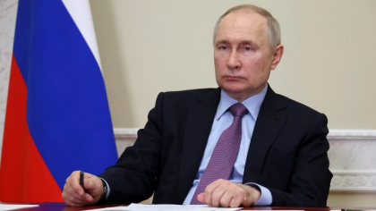 Trenul blindat al lui Putin. De ce a renuntat presedintele rus la calatoriile cu avionul, dupa ce a invadat Ucraina Trenul blindat al lui Putin. De ce a renuntat presedintele rus la calatoriile cu avionul, dupa ce a invadat Ucraina