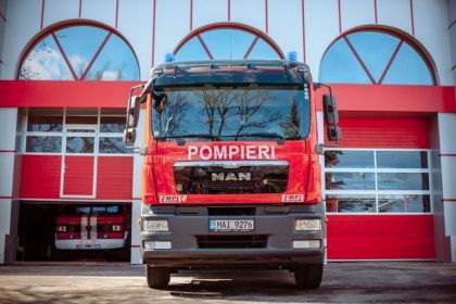 Gest inedit din partea pompierilor din Causeni. Ce au facut acestia de Ziua Indragostitilor: „Sarbatoreste in siguranta si fara situatii de risc” - FOTO Gest inedit din partea pompierilor din Causeni. Ce au facut acestia de Ziua Indragostitilor: „Sarbatoreste in siguranta si fara situatii de risc” - FOTO