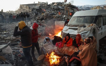 Trei femei si doi copii au fost scosi dintre daramaturi in Turcia, la noua zile de la cutremur/ Apare un nou pericol: epidemiile de holera si febra tifoida
Trei femei si doi copii au fost scosi dintre daramaturi in Turcia, la noua zile de la cutremur/ Apare un nou pericol: epidemiile de holera si febra tifoida
