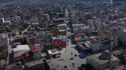 Orasul care nu s-a prabusit. Cum a devenit Erzin un loc de refugiu in regiunea turca Hatay, devastata de cutremure Orasul care nu s-a prabusit. Cum a devenit Erzin un loc de refugiu in regiunea turca Hatay, devastata de cutremure