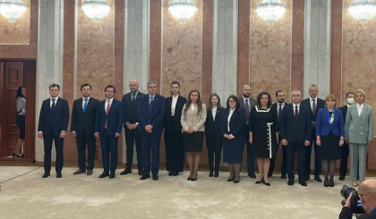 Noul Guvern se intruneste astazi in prima sedinta. Subiectele care urmeaza a fi discutate 