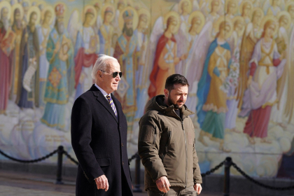 Imagini cu Biden si Zelenski pe strazile din Kiev. Cum au fost surprinsi cei doi sefi de stat - GALERIE FOTO