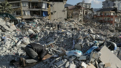 Cel putin sase morti si 300 de raniti in Turcia, in urma cutremurelor de luni seara. Primul seism a avut 6,4 pe Richter