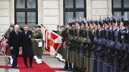 Joe Biden a fost primit oficial de Andrzej Duda. Presedintele SUA va sustine un discurs istoric in Polonia
Joe Biden a fost primit oficial de Andrzej Duda. Presedintele SUA va sustine un discurs istoric in Polonia