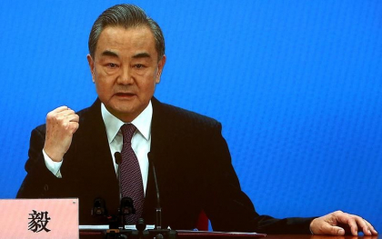 Aflat la Moscova, seful diplomatiei chineze spune ca legaturile cu Rusia sunt "solide ca piatra"
