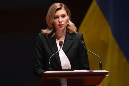 Olena Zelenska: Sarbatoriti un an de rezistenta la agresiune, nu marcati un an de razboi Olena Zelenska: Sarbatoriti un an de rezistenta la agresiune, nu marcati un an de razboi