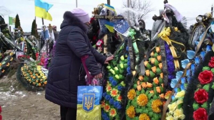 Manifestatii pentru ucraineni, in mai multe orase, inclusiv la Moscova. Rus: Sper ca fratii nostri din Ucraina vor castiga - VIDEO Manifestatii pentru ucraineni, in mai multe orase, inclusiv la Moscova. Rus: Sper ca fratii nostri din Ucraina vor castiga - VIDEO