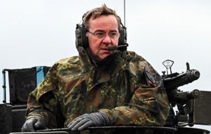 Ministrul german al apararii reactioneaza cu scepticism la planul de pace al Beijingului: „Sa judecam China dupa actiuni, nu dupa vorbe” Ministrul german al apararii reactioneaza cu scepticism la planul de pace al Beijingului: „Sa judecam China dupa actiuni, nu dupa vorbe”