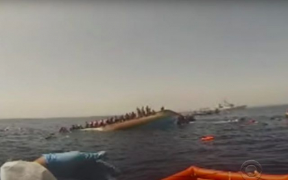 Naufragiu din Italia: Cel putin 58 de migranti, inclusiv un bebelus, au murit in largul coastelor Calabriei Naufragiu din Italia: Cel putin 58 de migranti, inclusiv un bebelus, au murit in largul coastelor Calabriei