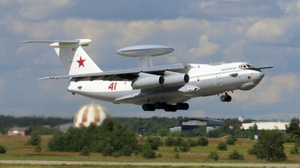 Avion militar rusesc, avariat dupa un atac al partizanilor pe un aerodrom din Belarus