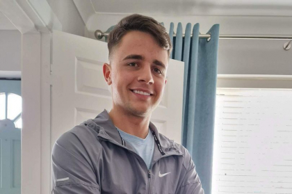 Tragedie pentru o familie de moldoveni stabilita la Dublin. Un  tanar de 19 ani a murit pe patul din spital, dupa ce ar fi fost injunghiat. Ce spune mama acestuia 