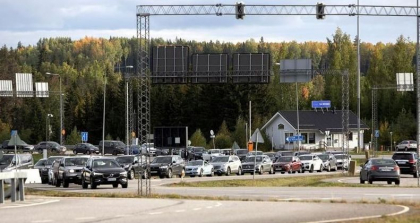 Finlanda incepe sa-si construiasca „cortina de fier” cu Rusia. Gard de 200 de km Finlanda incepe sa-si construiasca „cortina de fier” cu Rusia. Gard de 200 de km