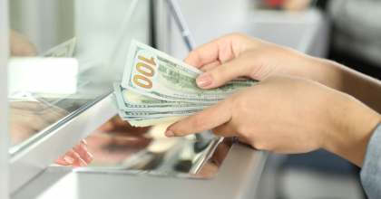 Curs valutar BNM pentru 28 februarie. Cat costa astazi un euro si un dolar - FOTO