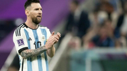 Mesaj de amenintare pentru Messi. Doi barbati au deschis focul asupra magazinului socrilor sai si i-au lasat un bilet - VIDEO Mesaj de amenintare pentru Messi. Doi barbati au deschis focul asupra magazinului socrilor sai si i-au lasat un bilet - VIDEO